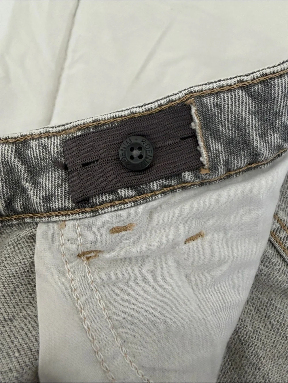 H&M relaxed straight